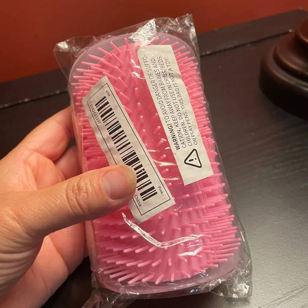 New pink Pet Set with scratcher